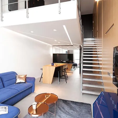 Qbik Loft Aparts Varšava